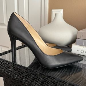 Jessica Simpson heels size 8 1/2